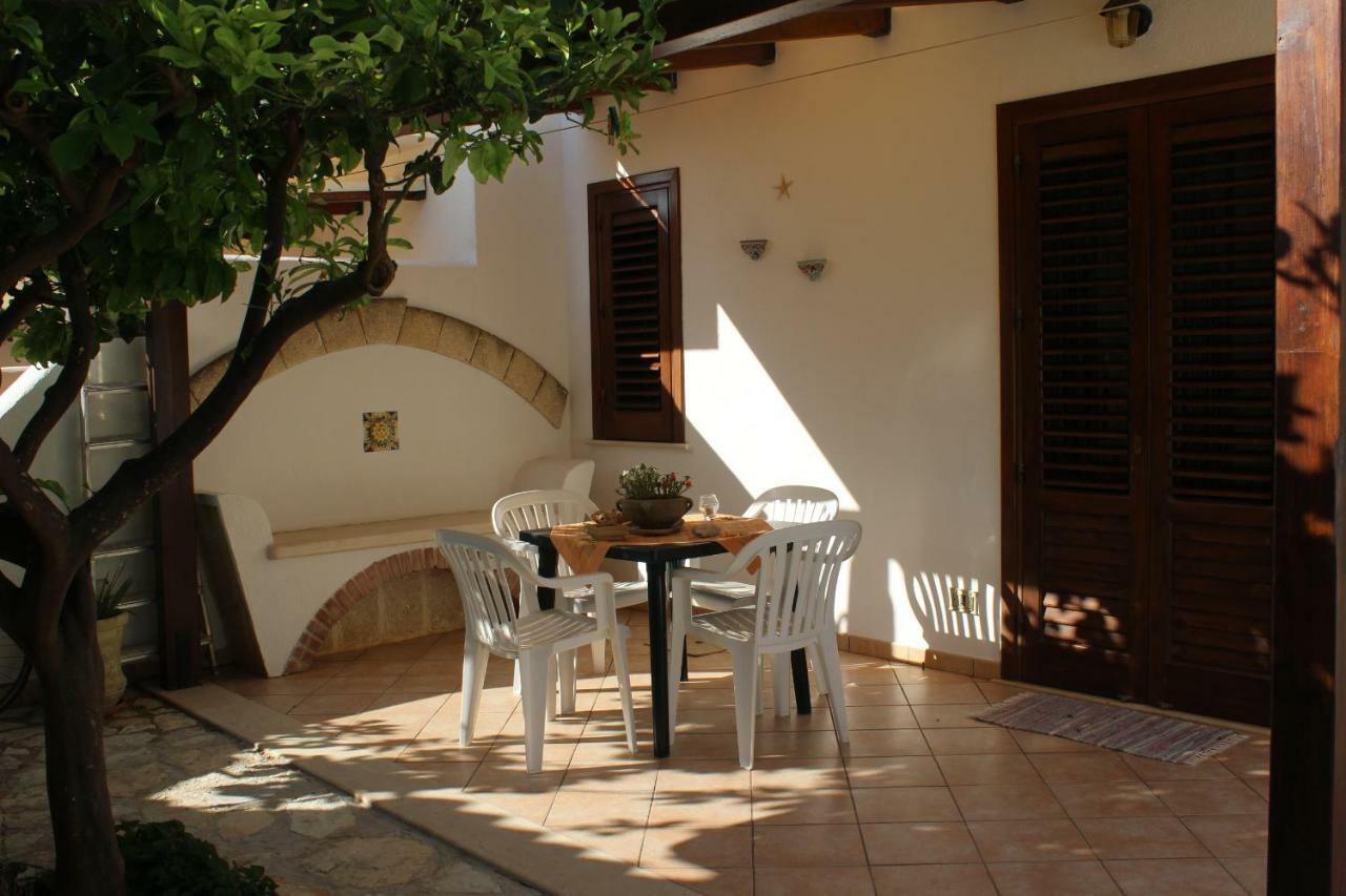 Monolocale Da Mariolina Appartement Macari Buitenkant foto