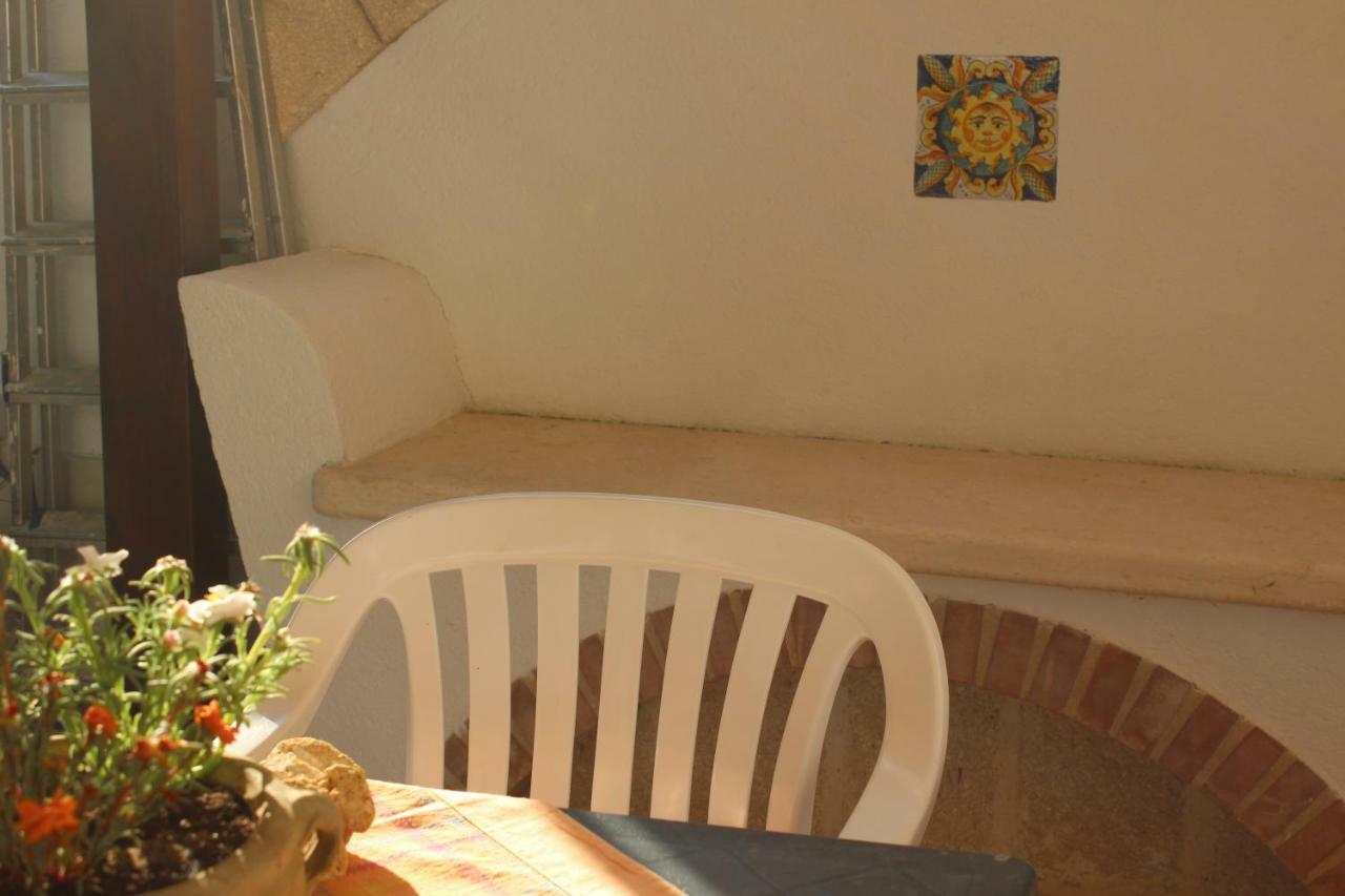 Monolocale Da Mariolina Appartement Macari Buitenkant foto